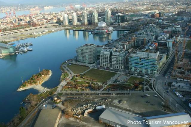 olympic village 奥运村 温哥华冬奥会建造了两个奥运村:温哥华奥运