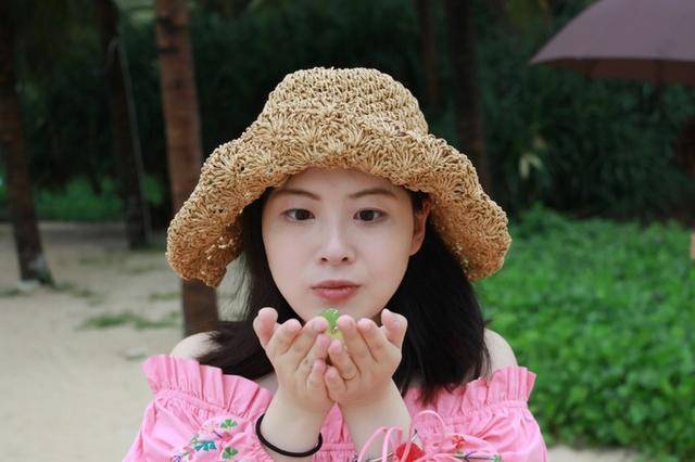 23岁美丽少妇,带着7个多月的肚子与先生来一场婚前高潮蜜月之旅