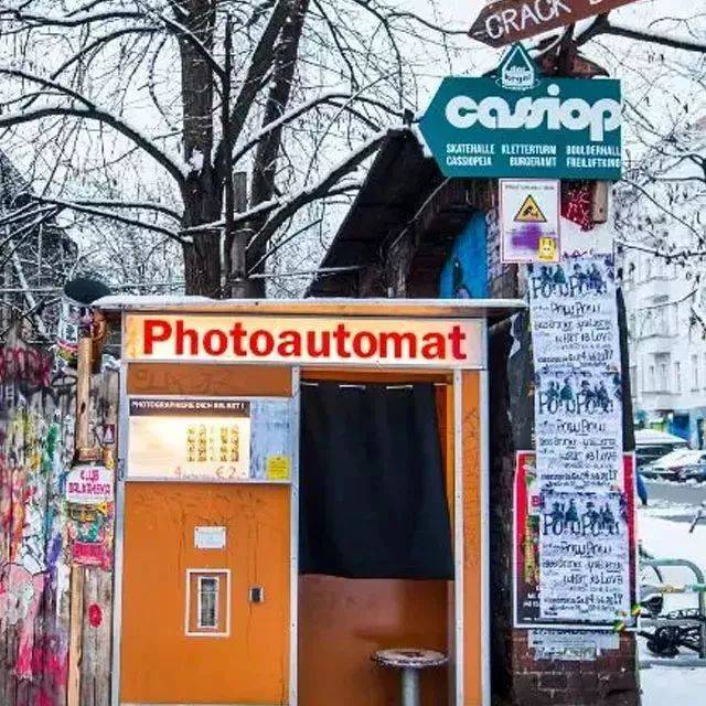 移民常用词:护照、绿卡、入籍、永居、全家移