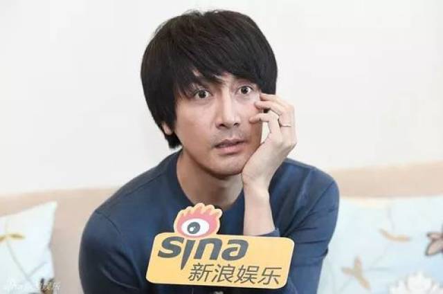 张鲁一疑似整容?抢走节目风头,暗戳戳秀恩爱的他,私下性格