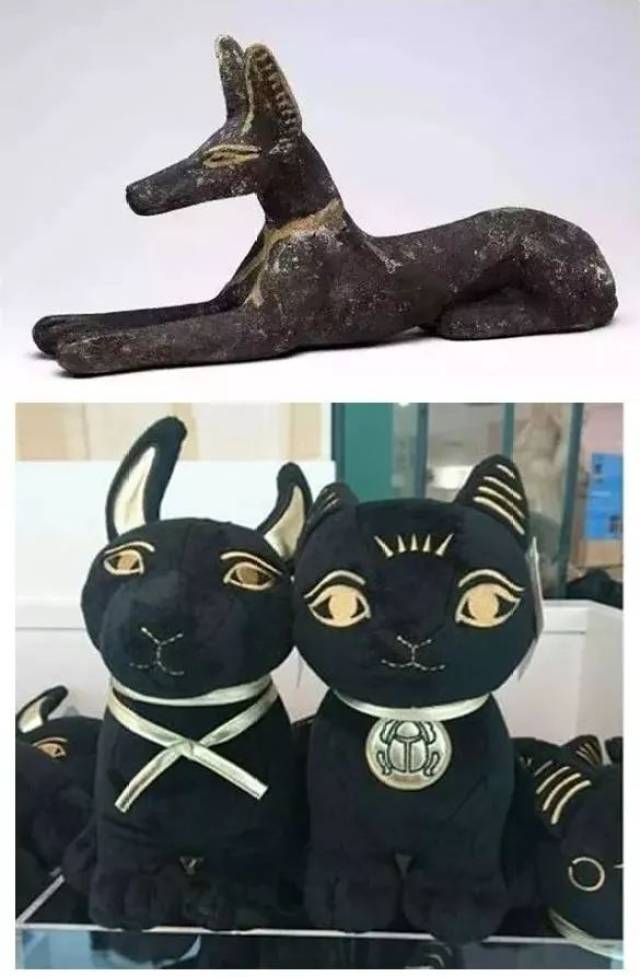 先看看这款可爱的"埃及猫咪"毛绒玩具,原来它的原型竟然是阿努比斯