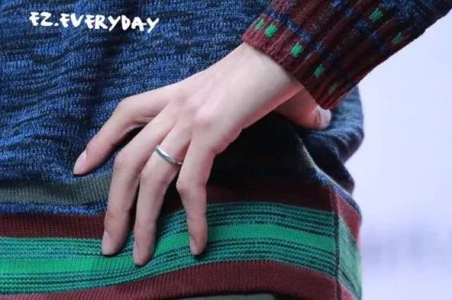 张鲁一疑似整容?抢走节目风头,暗戳戳秀恩爱的他,私下性格