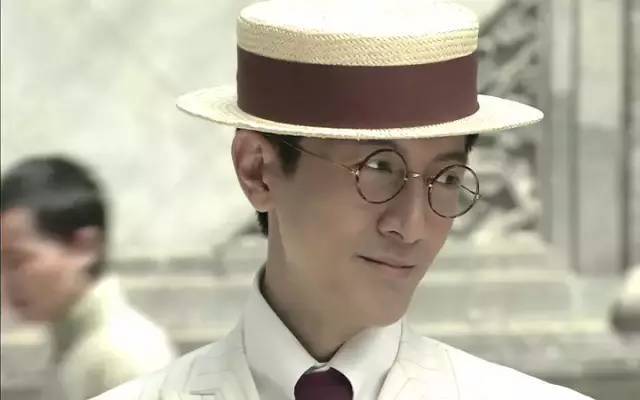 张鲁一疑似整容?抢走节目风头,暗戳戳秀恩爱的他,私下性格