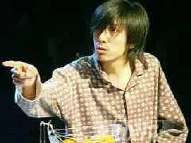 张鲁一疑似整容?抢走节目风头,暗戳戳秀恩爱的他,私下性格