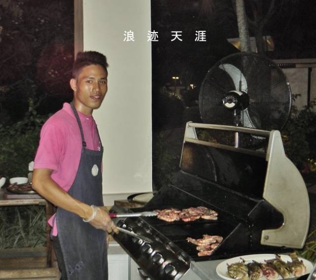 大胆揭露菲律宾薄荷岛火辣比基尼美女