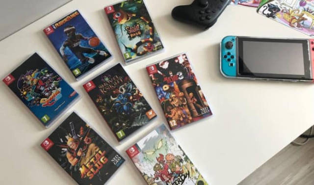 国外玩家自己制作迷你版任天堂switch游戏卡带盒