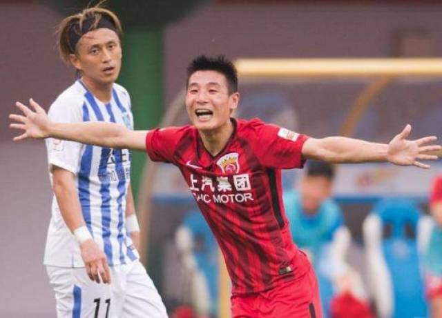 武磊大四喜登顶中超射手榜,之后里皮评价武磊