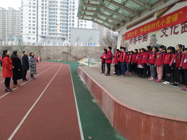 【直通校园】太原市万柏林区西苑小学开展"学雷锋"主题教育活动