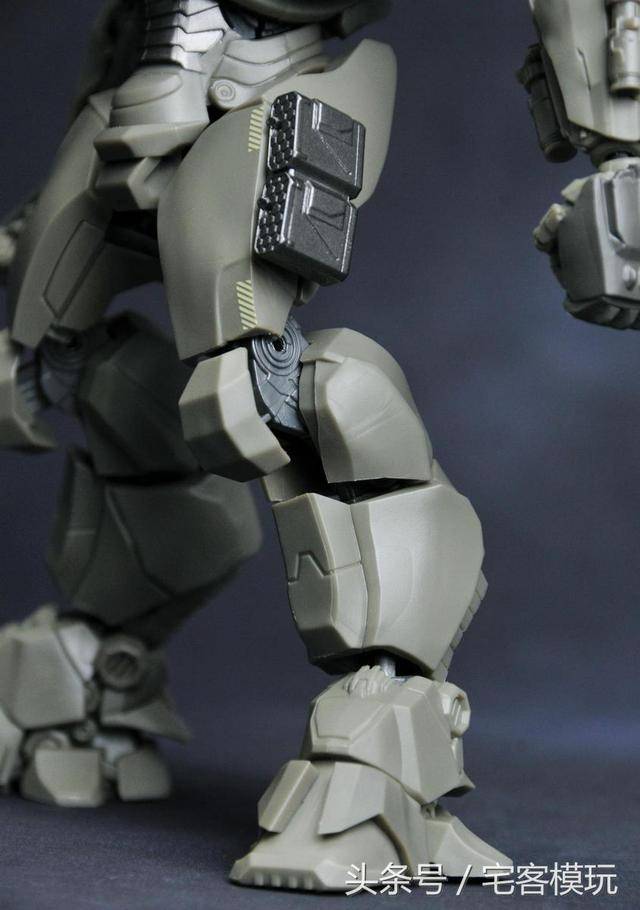 78官测:万代 robot魂 环太平洋 凤凰游击士