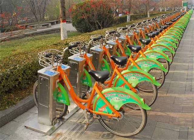 山西晚报全媒体记者3月26日从太原公共自行车公司获悉,为配合西中环