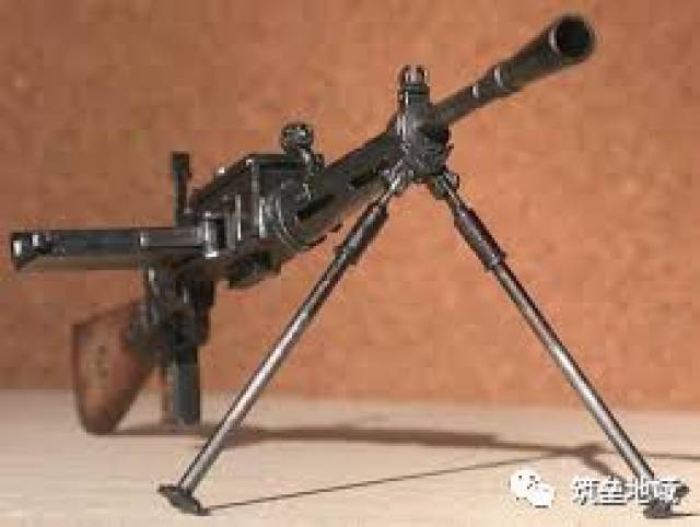 坑爹的二战意大利布雷达m1930轻!