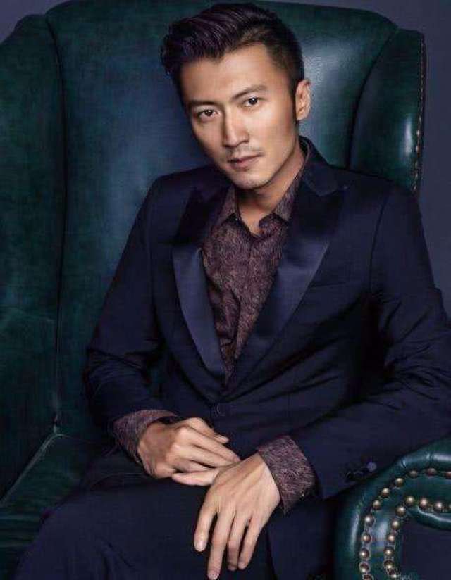 两人离婚前,谢霆锋曾带着大儿子做了一次亲子鉴定.