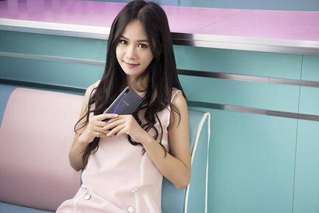 4.9评分天猫用户告诉你,3198元买 vivo x21值不值