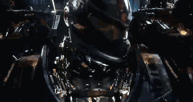 这部宅男福利剧实力诠释:美女配机甲才是男人的浪漫!