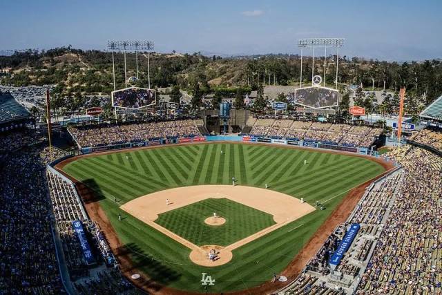 dodger stadium 洛杉矶道奇队