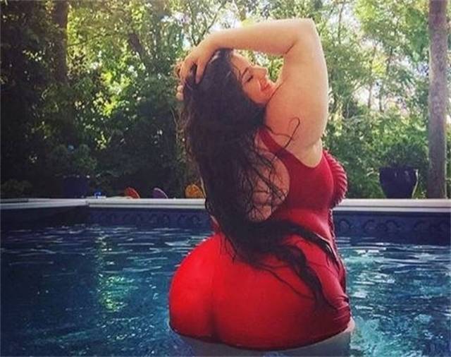 她曾是哈登眼中的女神,如今体重直逼奥尼尔!网友:只有登哥敢碰!