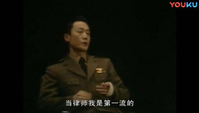 而让方义觉得老一辈人艺人"磨戏狠"的,还有1988版《哗变》里的任宝贤.