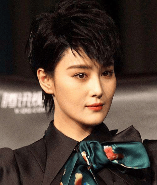 短发女星谁是你的爱?张馨予如贵公子,毛晓彤清纯甜美