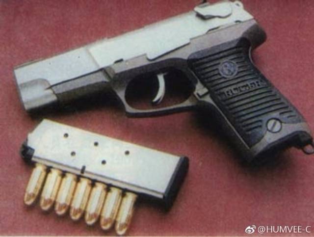 历史上最经典的手枪之一--鲁格p85式手枪