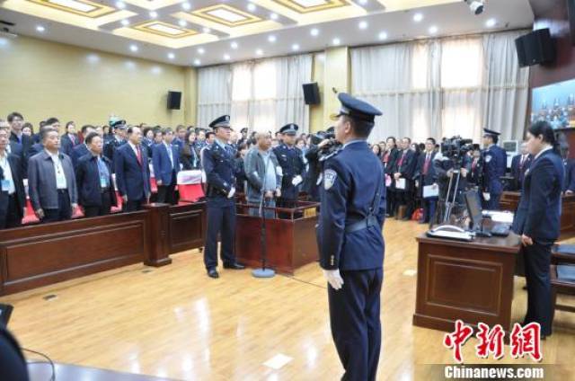 甘肃"白银连环杀人案"被告人被判死刑