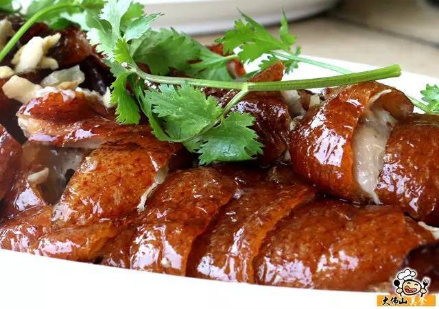 人均30 ,独门"金钟罩烤鹅,掌上功夫,一鱼5味",包您食过返寻味!