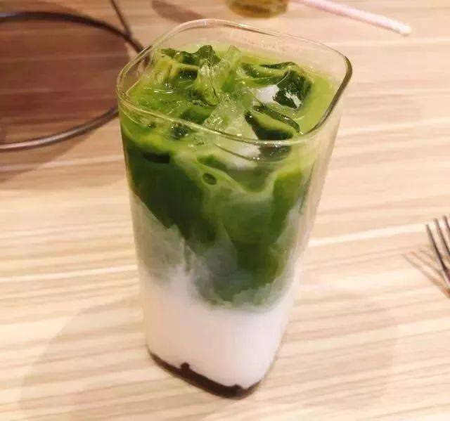 红豆抹茶拿铁