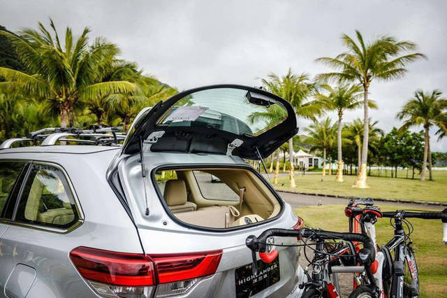 2018新款丰田汉兰达霸气上市,霸气车友回应不