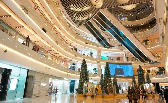 商业地产精选:30个典案例,如何玩转商业mall的中庭