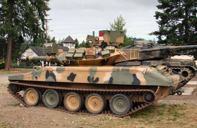坦克图鉴——美国 m551 谢里登 轻型坦克
