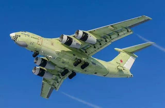 俄罗斯这款战略运输机经常被称为伊尔476,和我国的运20以及美国空军的