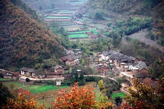 如果你离不开手机,就千万别去湖北漫云村