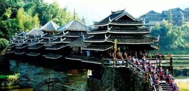 这些景点,可都是我们广西的著名景点,我们的宝贝呀!