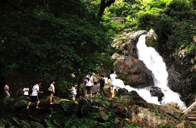 太平山瀑布