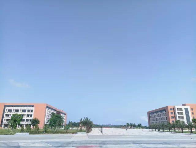 专科院校介绍48 | 湛江幼儿师范专科学校,笃学,笃行,致真,致远