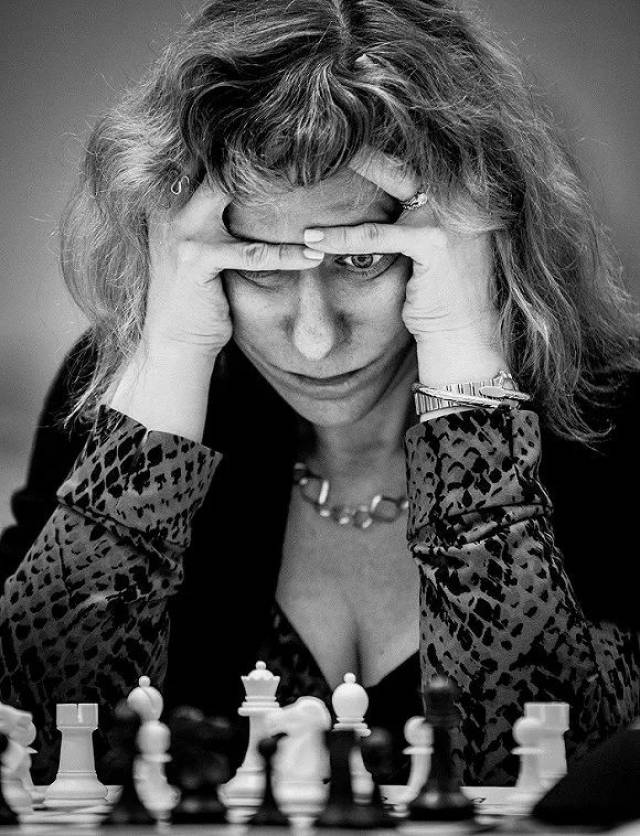国际象棋能有多心累?看看他们的脸就知道了