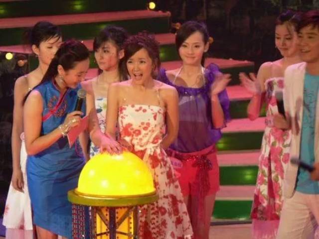 娱乐是个圈:李亚鹏版《笑傲江湖》当年豆瓣评