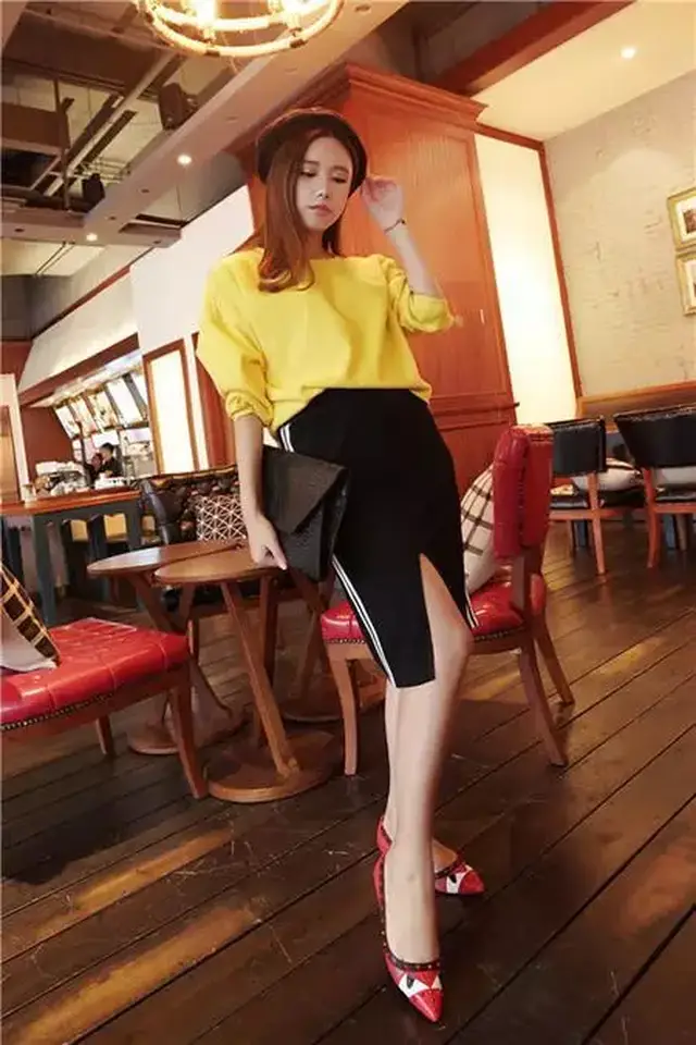 8d5cc8263e0a427ca5cbf82df3745bb2.jpg
