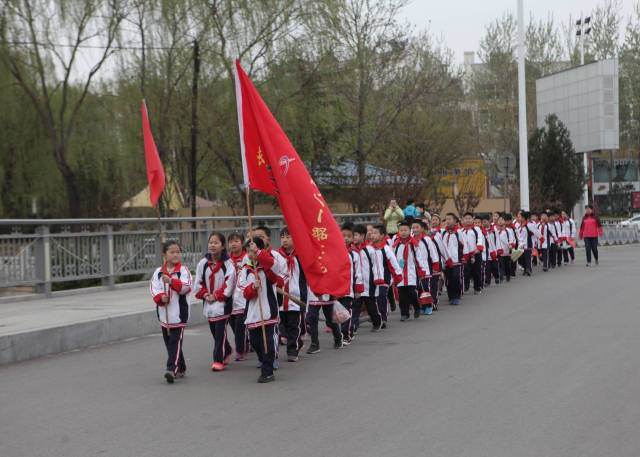 长治市交警一大队,长治市机关事务管理局,八一路小学学生代表及辖区