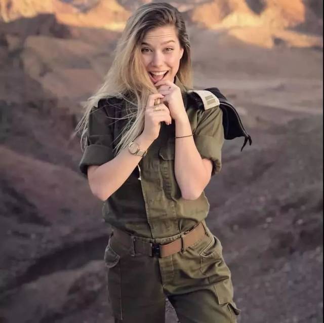 看了这些以色列女兵,你还拿得起枪么?