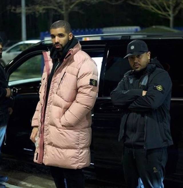 stone island一个让drake疯狂带货的品牌