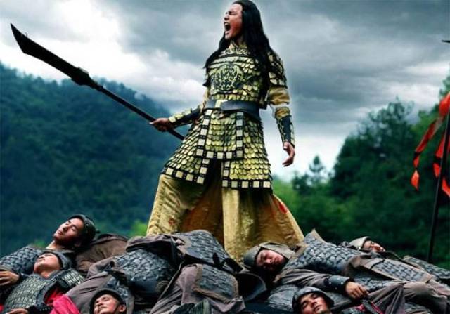 刘邦和项羽谁才是真正的英雄?剖析项羽不肯过