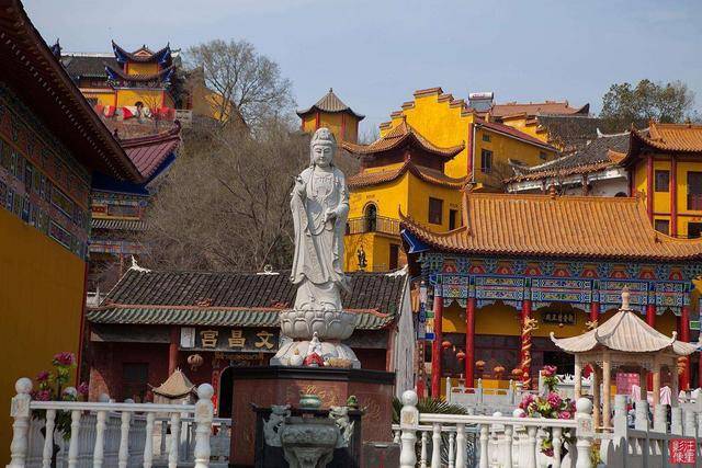 河北省邢台十大著名寺庙排名也是香火最旺的十大寺庙