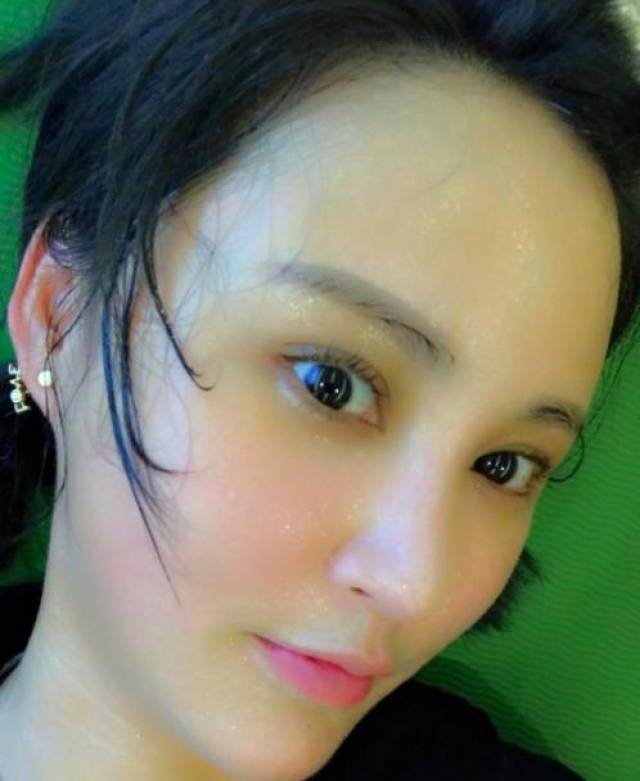 看看这脸上的汗水,减肥真的是很不容易.