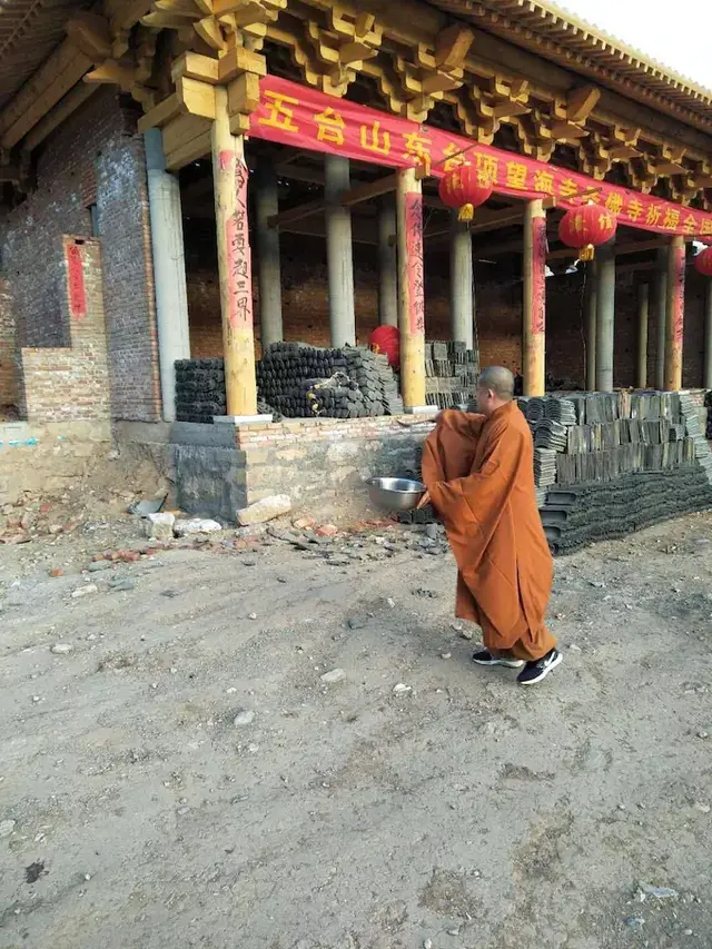 五台山《圣佛寺》住持昌峰法师