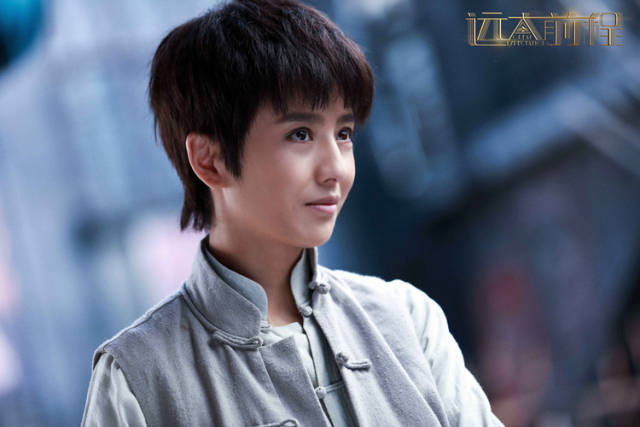 佟丽娅首度女扮男装,演男人是全剧最帅,和陈思诚抢男一号