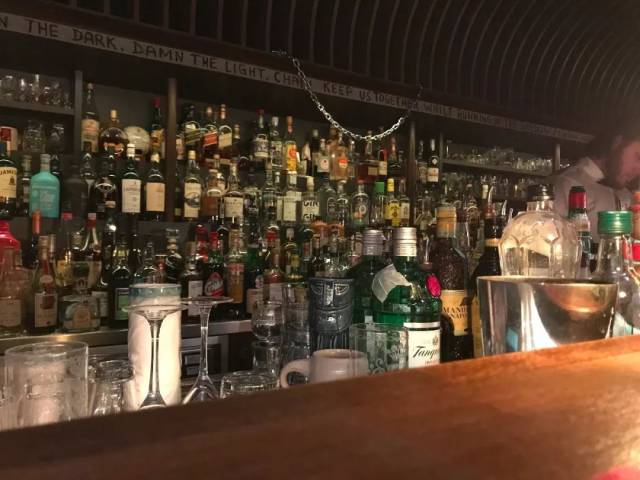 柏林这么酷,值得去的鸡尾酒吧又有多少家