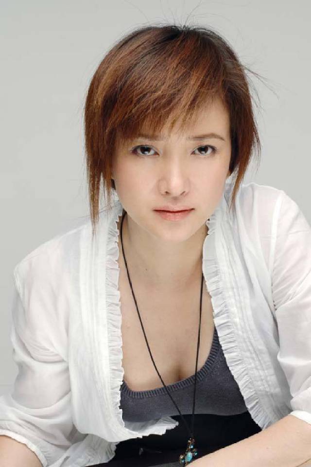 女神何晴的哪个部位最美?