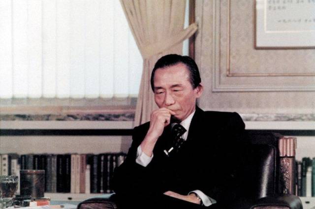 伪满洲国一军官成韩国总统,功劳很大下场很惨