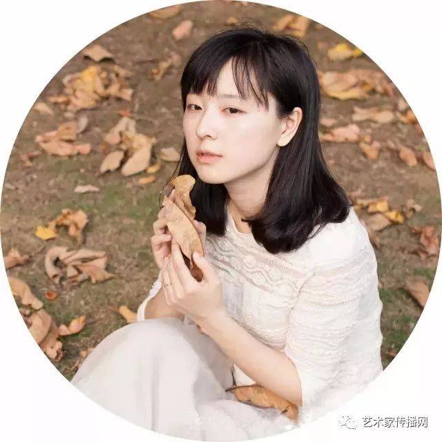 连易中天都叹服!美到窒息的画家母女:莫也 莫芷