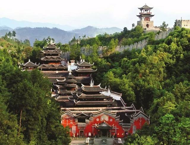 苗寨飞歌 土家女儿:等你打开湖北恩施绝美秘境~-旅游